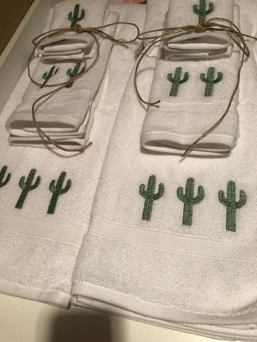 Cactus Embroidered towel set
